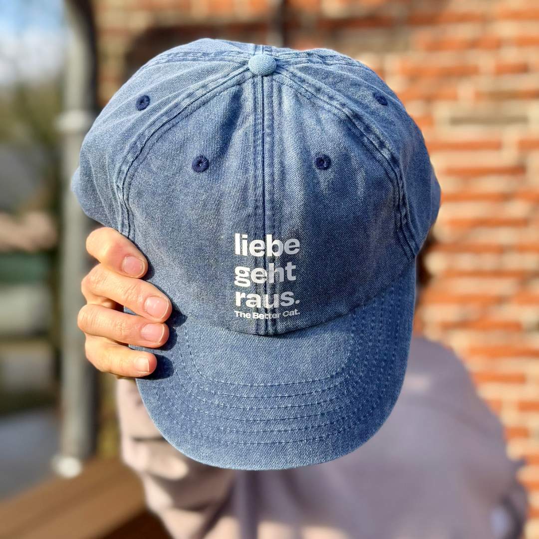 Vintage "Liebe Geht Raus" Cap